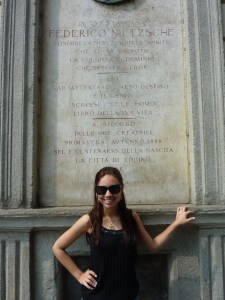 Homenagem a Friedrich Nietzsche em Torino
