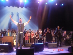 Michael W Smith, Israel & New Breed e Mandisa no palco