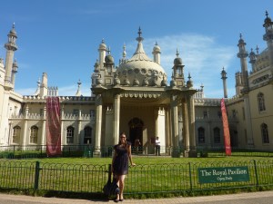 Na frente do Royal Pavilion